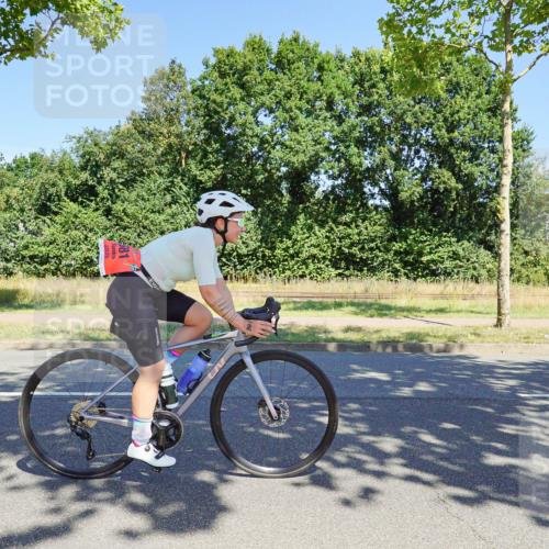 09.08.2026 - GEWOBA Citytriathlon Bremen Michael Burmester http://msf.ph/oto/9961391 09.08.2026 13:12:17 Radfahren 636, 638, 745, 758, 781, 812, 861, 909, 935, 981, 1015 meine-sportfotos.de