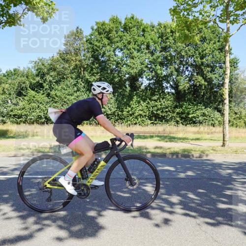 09.08.2026 - GEWOBA Citytriathlon Bremen Michael Burmester http://msf.ph/oto/9961394 09.08.2026 13:12:20 Radfahren 636, 638, 745, 758, 781, 812, 816, 846, 861, 864, 909, 935, 981, 1015, 1019 meine-sportfotos.de