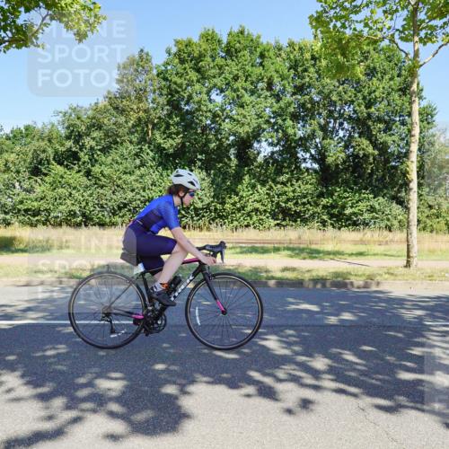 09.08.2026 - GEWOBA Citytriathlon Bremen Michael Burmester http://msf.ph/oto/9961398 09.08.2026 13:12:23 Radfahren 552, 636, 638, 744, 745, 758, 781, 816, 846, 861, 864, 895, 909, 911, 935, 981, 1015, 1019 meine-sportfotos.de