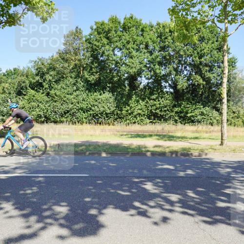 09.08.2026 - GEWOBA Citytriathlon Bremen Michael Burmester http://msf.ph/oto/9961410 09.08.2026 13:12:46 Radfahren 804, 960, 1142 meine-sportfotos.de