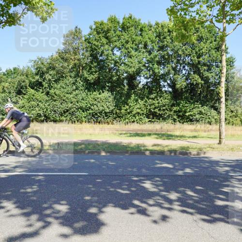 09.08.2026 - GEWOBA Citytriathlon Bremen Michael Burmester http://msf.ph/oto/9961415 09.08.2026 13:12:54 Radfahren 804, 939, 960, 1006, 1118, 1138, 1142 meine-sportfotos.de