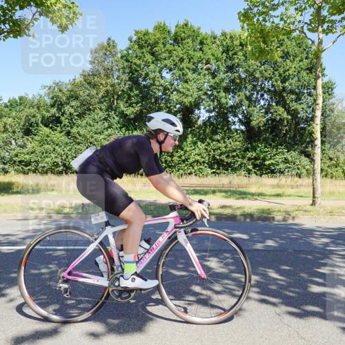 09.08.2026 - GEWOBA Citytriathlon Bremen Michael Burmester http://msf.ph/oto/9961434 09.08.2026 13:13:46 Radfahren 568, 759, 763, 840, 897, 970, 1156 meine-sportfotos.de