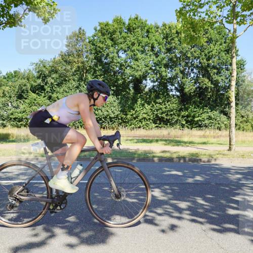 09.08.2026 - GEWOBA Citytriathlon Bremen Michael Burmester http://msf.ph/oto/9961436 09.08.2026 13:13:54 Radfahren 763, 840, 897, 938, 970, 1012, 1156 meine-sportfotos.de