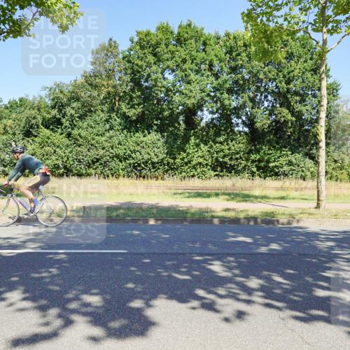 09.08.2026 - GEWOBA Citytriathlon Bremen Michael Burmester http://msf.ph/oto/9961442 09.08.2026 13:14:05 Radfahren 897, 938, 970, 1012 meine-sportfotos.de