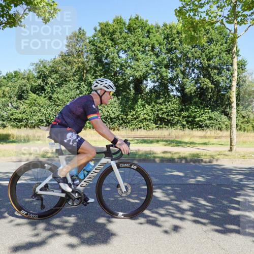 09.08.2026 - GEWOBA Citytriathlon Bremen Michael Burmester http://msf.ph/oto/9961454 09.08.2026 13:14:36 Radfahren 872 meine-sportfotos.de