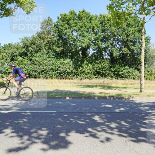 09.08.2026 - GEWOBA Citytriathlon Bremen Michael Burmester http://msf.ph/oto/9961456 09.08.2026 13:14:40 Radfahren 872, 896 meine-sportfotos.de