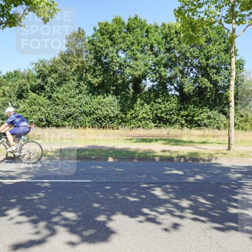 09.08.2026 - GEWOBA Citytriathlon Bremen Michael Burmester http://msf.ph/oto/9961468 09.08.2026 13:15:09 Radfahren 565, 653, 762, 948, 1017, 1126, 1136 meine-sportfotos.de