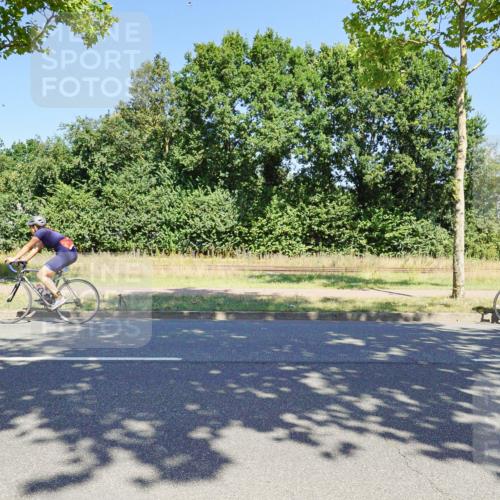 09.08.2026 - GEWOBA Citytriathlon Bremen Michael Burmester http://msf.ph/oto/9961477 09.08.2026 13:15:32 Radfahren 673, 727, 834, 844, 888, 918, 1113 meine-sportfotos.de
