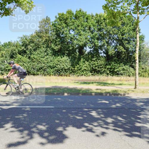 09.08.2026 - GEWOBA Citytriathlon Bremen Michael Burmester http://msf.ph/oto/9961480 09.08.2026 13:15:37 Radfahren 673, 727, 809, 844, 888, 918, 1113 meine-sportfotos.de