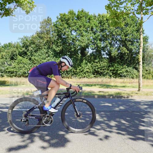 09.08.2026 - GEWOBA Citytriathlon Bremen Michael Burmester http://msf.ph/oto/9961484 09.08.2026 13:15:47 Radfahren 637, 809, 844, 888, 954 meine-sportfotos.de