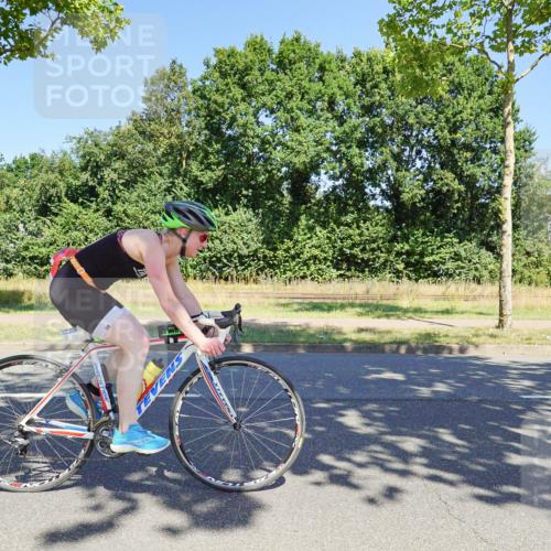 09.08.2026 - GEWOBA Citytriathlon Bremen Michael Burmester http://msf.ph/oto/9961499 09.08.2026 13:16:37 Radfahren 733, 780, 886, 998 meine-sportfotos.de