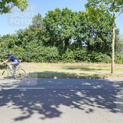 09.08.2026 - GEWOBA Citytriathlon Bremen Michael Burmester http://msf.ph/oto/9961501 09.08.2026 13:16:49 Radfahren 806, 1005 meine-sportfotos.de