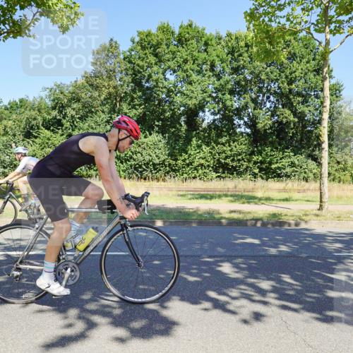 09.08.2026 - GEWOBA Citytriathlon Bremen Michael Burmester http://msf.ph/oto/9961502 09.08.2026 13:16:50 Radfahren 806, 1005 meine-sportfotos.de