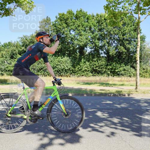 09.08.2026 - GEWOBA Citytriathlon Bremen Michael Burmester http://msf.ph/oto/9961545 09.08.2026 13:18:47 Radfahren 800, 956, 1104, 1115, 1159 meine-sportfotos.de