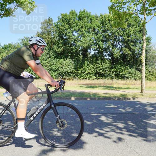 09.08.2026 - GEWOBA Citytriathlon Bremen Michael Burmester http://msf.ph/oto/9961547 09.08.2026 13:18:50 Radfahren 800, 1104, 1115, 1159 meine-sportfotos.de