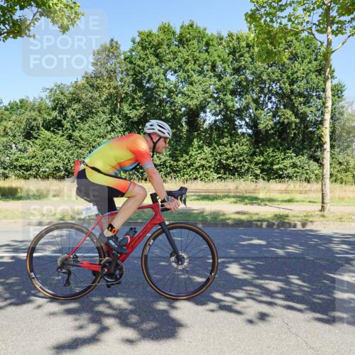 09.08.2026 - GEWOBA Citytriathlon Bremen Michael Burmester http://msf.ph/oto/9961555 09.08.2026 13:19:07 Radfahren 626, 753, 797, 870, 915, 1123 meine-sportfotos.de