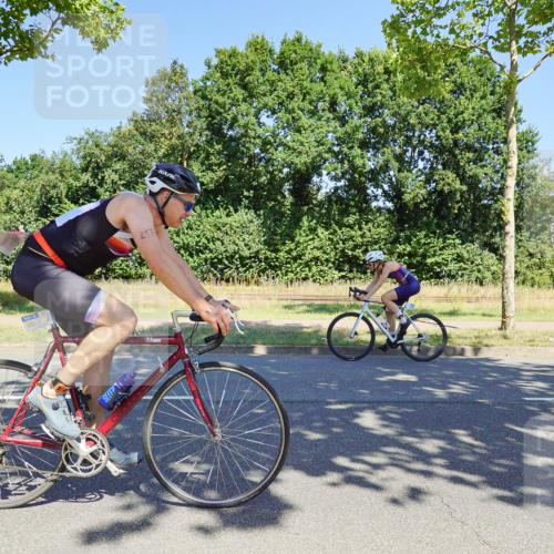09.08.2026 - GEWOBA Citytriathlon Bremen Michael Burmester http://msf.ph/oto/9961573 09.08.2026 13:19:56 Radfahren 656, 817, 923, 940, 1014 meine-sportfotos.de