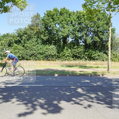 09.08.2026 - GEWOBA Citytriathlon Bremen Michael Burmester http://msf.ph/oto/9961583 09.08.2026 13:20:26 Radfahren 933, 943, 991, 1007, 1140 meine-sportfotos.de