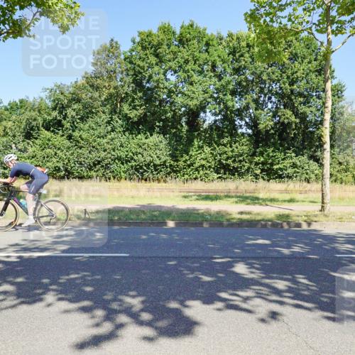 09.08.2026 - GEWOBA Citytriathlon Bremen Michael Burmester http://msf.ph/oto/9961595 09.08.2026 13:21:28 Radfahren 782, 887 meine-sportfotos.de