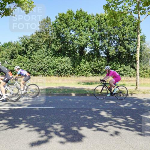 09.08.2026 - GEWOBA Citytriathlon Bremen Michael Burmester http://msf.ph/oto/9961620 09.08.2026 13:23:08 Radfahren 779, 828, 1105, 1106 meine-sportfotos.de