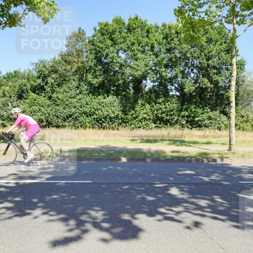 09.08.2026 - GEWOBA Citytriathlon Bremen Michael Burmester http://msf.ph/oto/9961621 09.08.2026 13:23:09 Radfahren 779, 828, 1105, 1106 meine-sportfotos.de