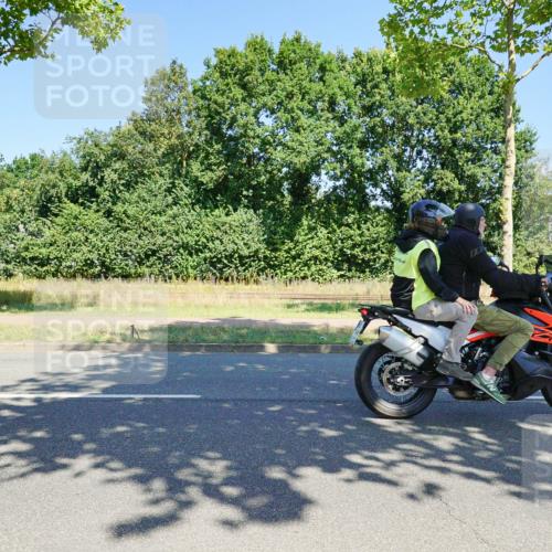 09.08.2026 - GEWOBA Citytriathlon Bremen Michael Burmester http://msf.ph/oto/9961625 09.08.2026 13:23:23 Radfahren 941, 966, 997, 1105, 1122 meine-sportfotos.de