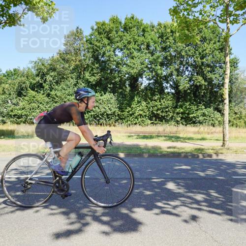 09.08.2026 - GEWOBA Citytriathlon Bremen Michael Burmester http://msf.ph/oto/9961637 09.08.2026 13:23:59 Radfahren 853, 881, 891, 898, 945, 974 meine-sportfotos.de