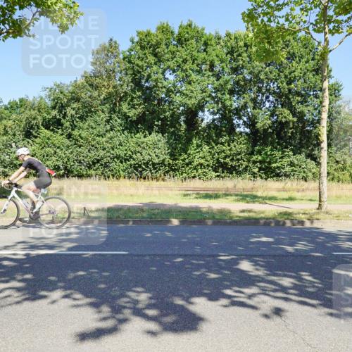 09.08.2026 - GEWOBA Citytriathlon Bremen Michael Burmester http://msf.ph/oto/9961649 09.08.2026 13:24:26 Radfahren 873, 908, 917, 1020, 1120 meine-sportfotos.de