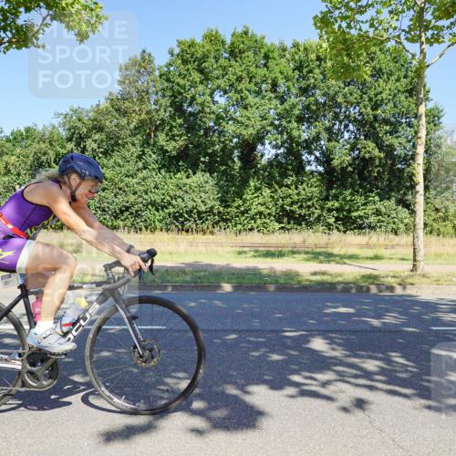 09.08.2026 - GEWOBA Citytriathlon Bremen Michael Burmester http://msf.ph/oto/9961652 09.08.2026 13:24:30 Radfahren 873, 908, 917, 1020, 1120 meine-sportfotos.de