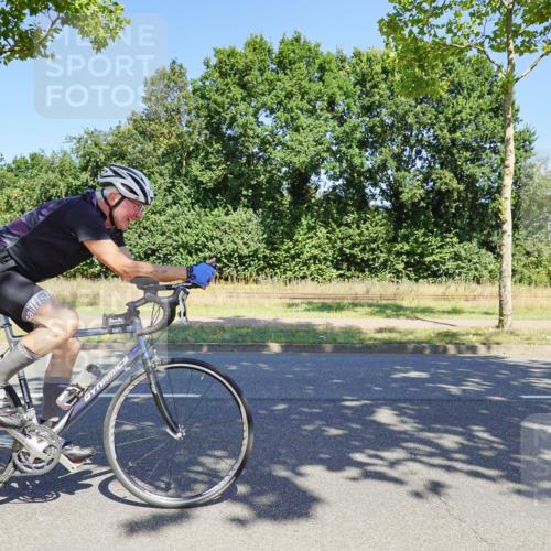 09.08.2026 - GEWOBA Citytriathlon Bremen Michael Burmester http://msf.ph/oto/9961654 09.08.2026 13:24:36 Radfahren 873, 908, 1020, 1102 meine-sportfotos.de