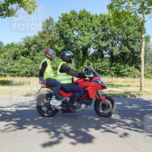 09.08.2026 - GEWOBA Citytriathlon Bremen Michael Burmester http://msf.ph/oto/9961676 09.08.2026 13:26:08 Radfahren 913 meine-sportfotos.de