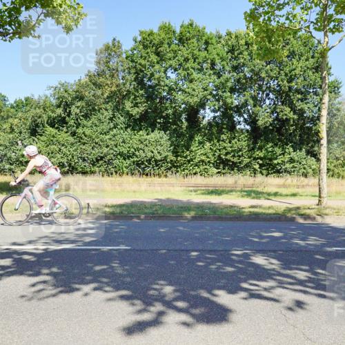 09.08.2026 - GEWOBA Citytriathlon Bremen Michael Burmester http://msf.ph/oto/9961692 09.08.2026 13:29:03 Radfahren  meine-sportfotos.de