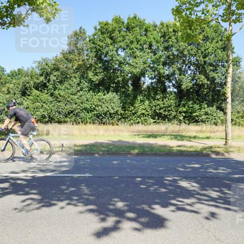 09.08.2026 - GEWOBA Citytriathlon Bremen Michael Burmester http://msf.ph/oto/9961695 09.08.2026 13:29:25 Radfahren 947 meine-sportfotos.de