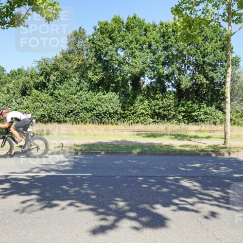 09.08.2026 - GEWOBA Citytriathlon Bremen Michael Burmester http://msf.ph/oto/9961707 09.08.2026 13:30:40 Radfahren 963 meine-sportfotos.de