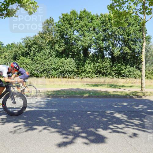 09.08.2026 - GEWOBA Citytriathlon Bremen Michael Burmester http://msf.ph/oto/9961713 09.08.2026 13:31:29 Radfahren 899, 1012 meine-sportfotos.de