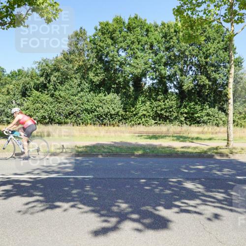 09.08.2026 - GEWOBA Citytriathlon Bremen Michael Burmester http://msf.ph/oto/9961716 09.08.2026 13:31:42 Radfahren 964 meine-sportfotos.de