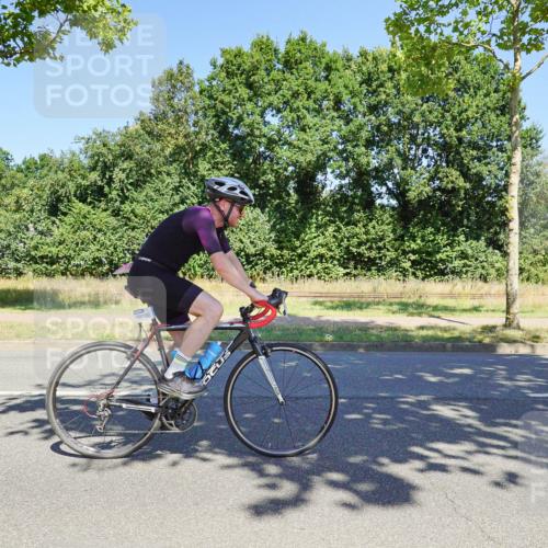 09.08.2026 - GEWOBA Citytriathlon Bremen Michael Burmester http://msf.ph/oto/9961740 09.08.2026 13:37:50 Radfahren 780, 1005 meine-sportfotos.de
