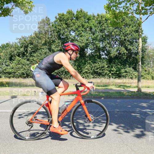 09.08.2026 - GEWOBA Citytriathlon Bremen Michael Burmester http://msf.ph/oto/9961777 09.08.2026 14:08:06 Radfahren 51, 184 meine-sportfotos.de