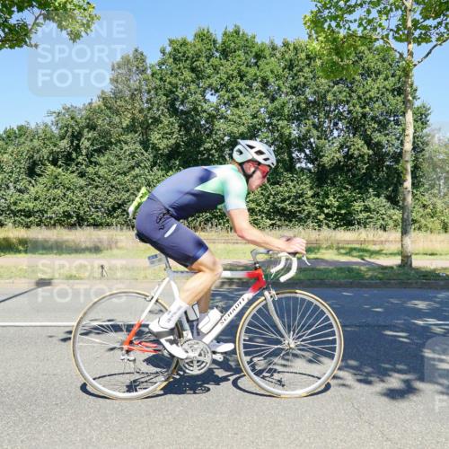 09.08.2026 - GEWOBA Citytriathlon Bremen Michael Burmester http://msf.ph/oto/9961796 09.08.2026 14:09:05 Radfahren 32, 156 meine-sportfotos.de