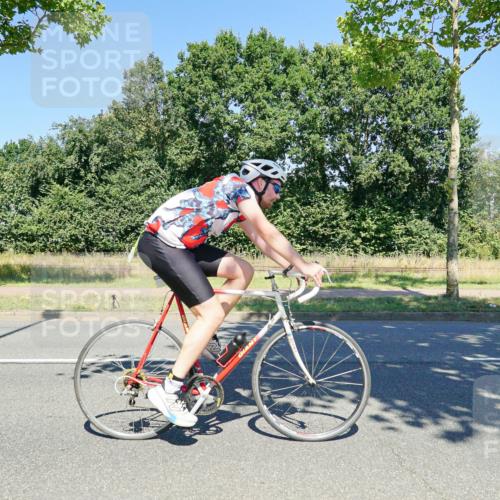 09.08.2026 - GEWOBA Citytriathlon Bremen Michael Burmester http://msf.ph/oto/9961820 09.08.2026 14:09:59 Radfahren 16, 97, 119, 154 meine-sportfotos.de