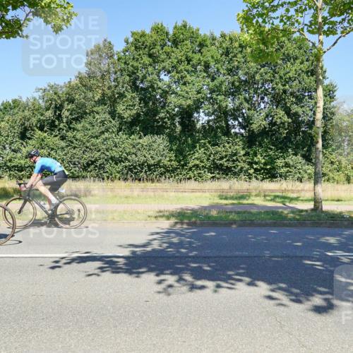 09.08.2026 - GEWOBA Citytriathlon Bremen Michael Burmester http://msf.ph/oto/9961822 09.08.2026 14:10:02 Radfahren 16, 35, 97, 119, 154, 177 meine-sportfotos.de