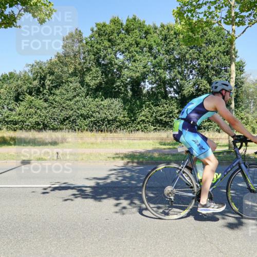 09.08.2026 - GEWOBA Citytriathlon Bremen Michael Burmester http://msf.ph/oto/9961828 09.08.2026 14:10:12 Radfahren 16, 35, 97, 154, 177 meine-sportfotos.de