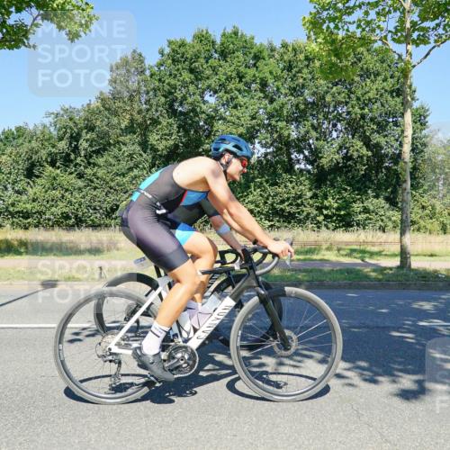 09.08.2026 - GEWOBA Citytriathlon Bremen Michael Burmester http://msf.ph/oto/9961879 09.08.2026 14:11:37 Radfahren 76, 92, 111, 114, 118, 124, 125, 128, 155 meine-sportfotos.de