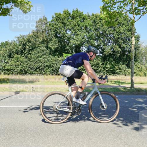 09.08.2026 - GEWOBA Citytriathlon Bremen Michael Burmester http://msf.ph/oto/9961910 09.08.2026 14:12:42 Radfahren 22, 45, 134, 148, 159, 294 meine-sportfotos.de