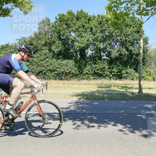 09.08.2026 - GEWOBA Citytriathlon Bremen Michael Burmester http://msf.ph/oto/9961917 09.08.2026 14:12:53 Radfahren 21, 24, 83, 134, 148, 159, 294 meine-sportfotos.de