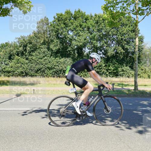 09.08.2026 - GEWOBA Citytriathlon Bremen Michael Burmester http://msf.ph/oto/9961936 09.08.2026 14:13:28 Radfahren 36, 52, 74, 86, 158, 200, 254, 353 meine-sportfotos.de