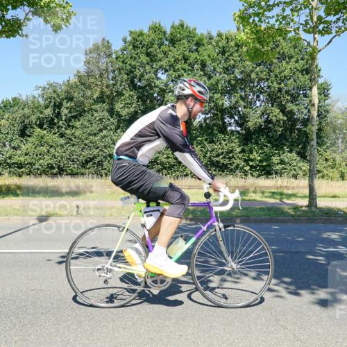 09.08.2026 - GEWOBA Citytriathlon Bremen Michael Burmester http://msf.ph/oto/9961950 09.08.2026 14:13:47 Radfahren 12, 17, 47, 95, 98, 115, 126, 130, 152, 179, 180, 346 meine-sportfotos.de