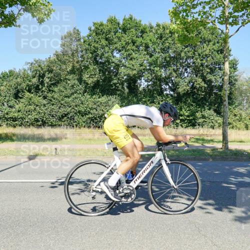 09.08.2026 - GEWOBA Citytriathlon Bremen Michael Burmester http://msf.ph/oto/9961966 09.08.2026 14:14:26 Radfahren 9, 19, 28, 53, 90, 265, 278, 295 meine-sportfotos.de