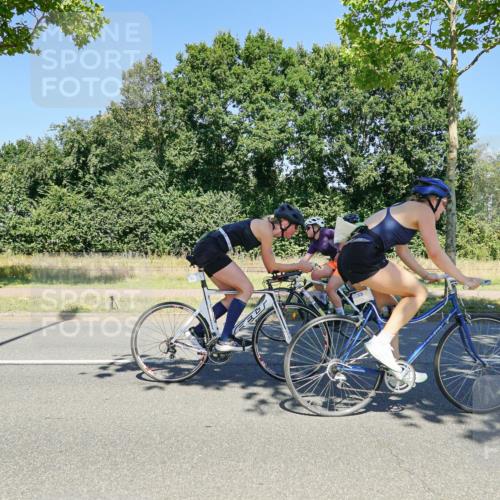 09.08.2026 - GEWOBA Citytriathlon Bremen Michael Burmester http://msf.ph/oto/9962002 09.08.2026 14:15:35 Radfahren 7, 10, 80, 122, 218, 257, 260, 263, 285, 302, 349, 354, 433 meine-sportfotos.de