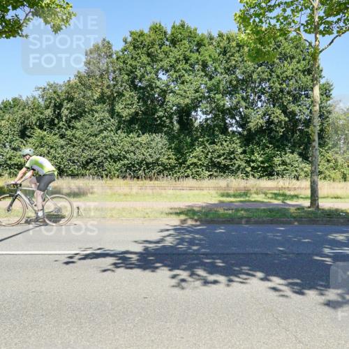 09.08.2026 - GEWOBA Citytriathlon Bremen Michael Burmester http://msf.ph/oto/9962025 09.08.2026 14:16:07 Radfahren 39, 43, 89, 133, 172, 182, 232, 329 meine-sportfotos.de